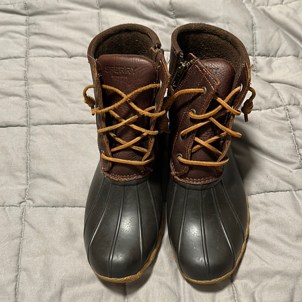 Sperry Boots size 7